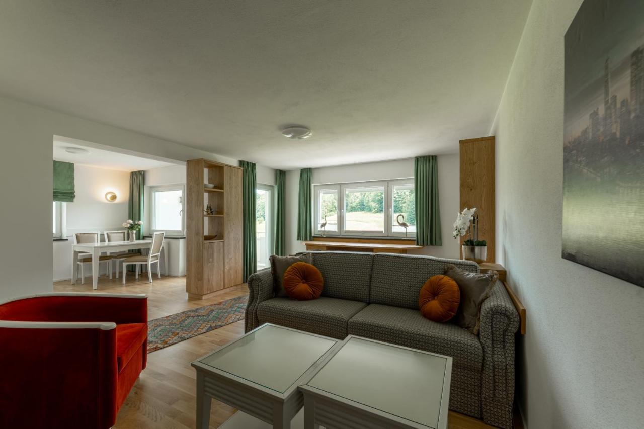 Siegsdorf Suiten ภายนอก รูปภาพ