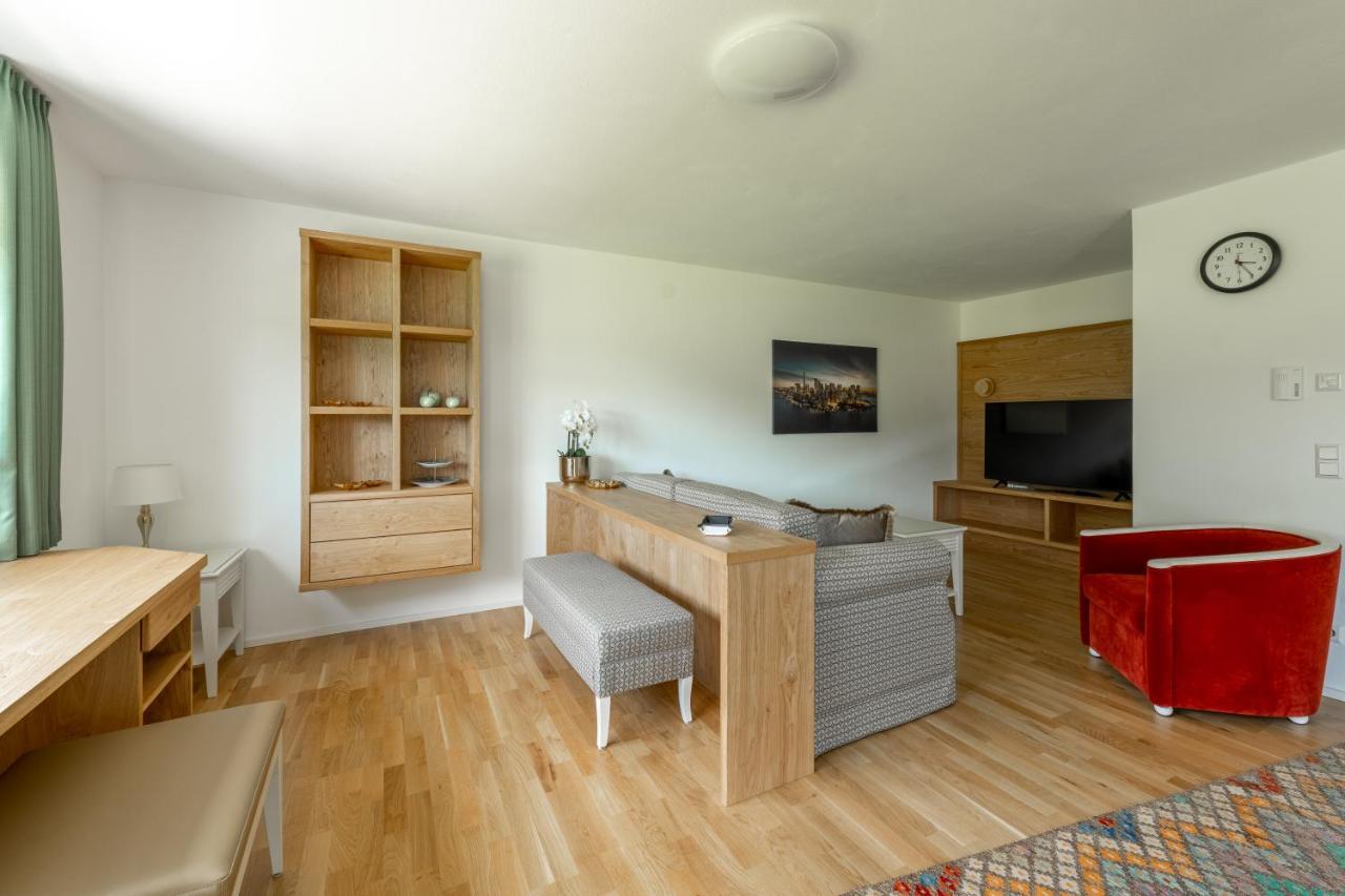 Siegsdorf Suiten ภายนอก รูปภาพ
